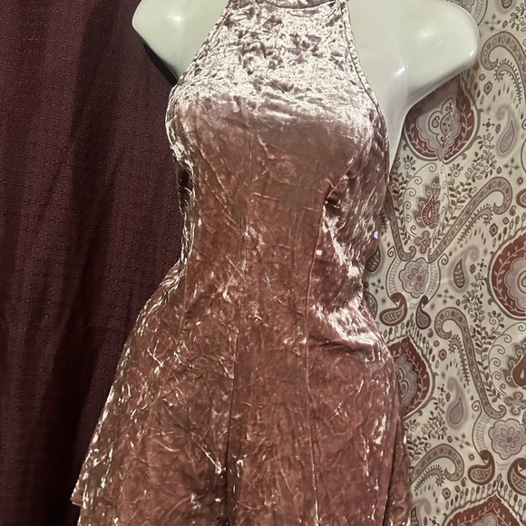 Skirts dresses rompers - Picture 9 of 9